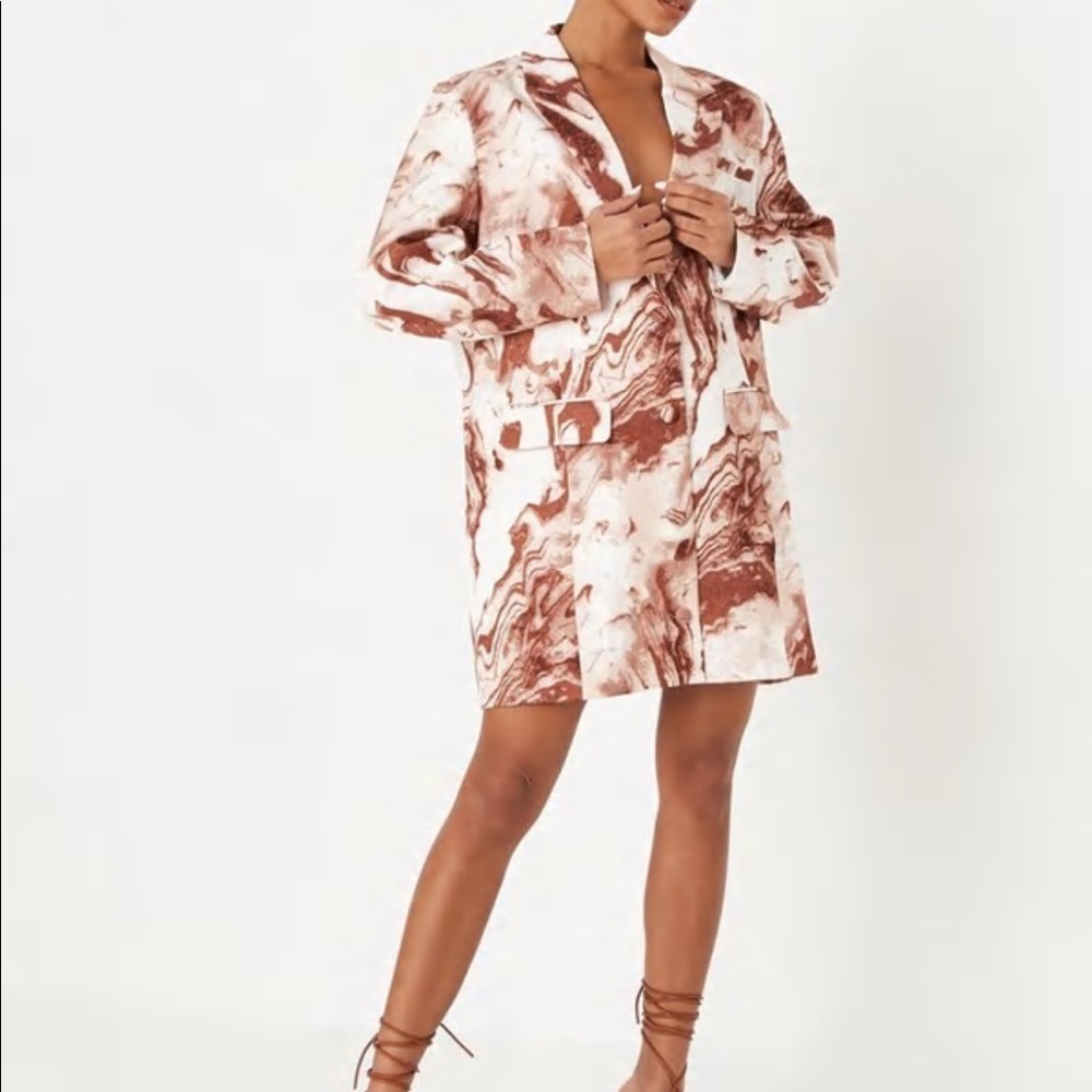 Brown and white blazer dress - Picture 3 of 3